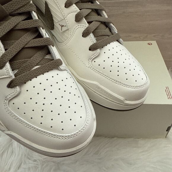 Nike Wmns Jordan Stadium 90 Size 12 UK 9.5 Sail Kelp Blk Casual Shoes‎ FB2269102 - Picture 4 of 9